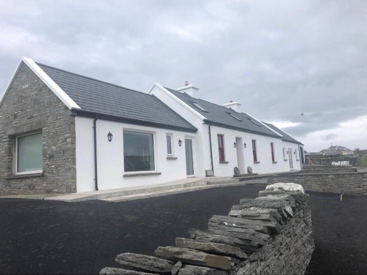 Conway'S Cottage With Sea View Nestling By Cliffs-Of-Moher Liscannor Exterior photo