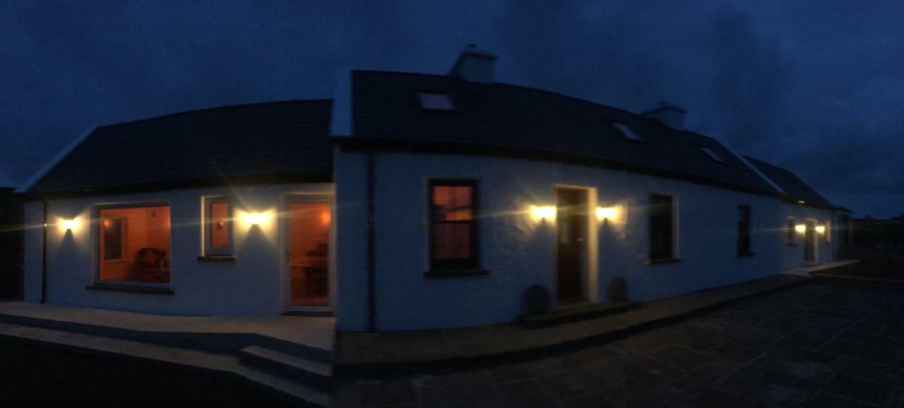 Conway'S Cottage With Sea View Nestling By Cliffs-Of-Moher Liscannor Exterior photo